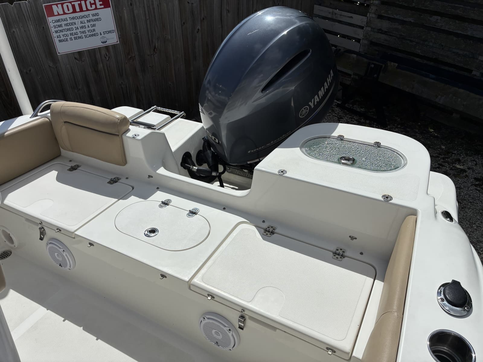 2019 NauticStar 2102 Legacy - Photo 5