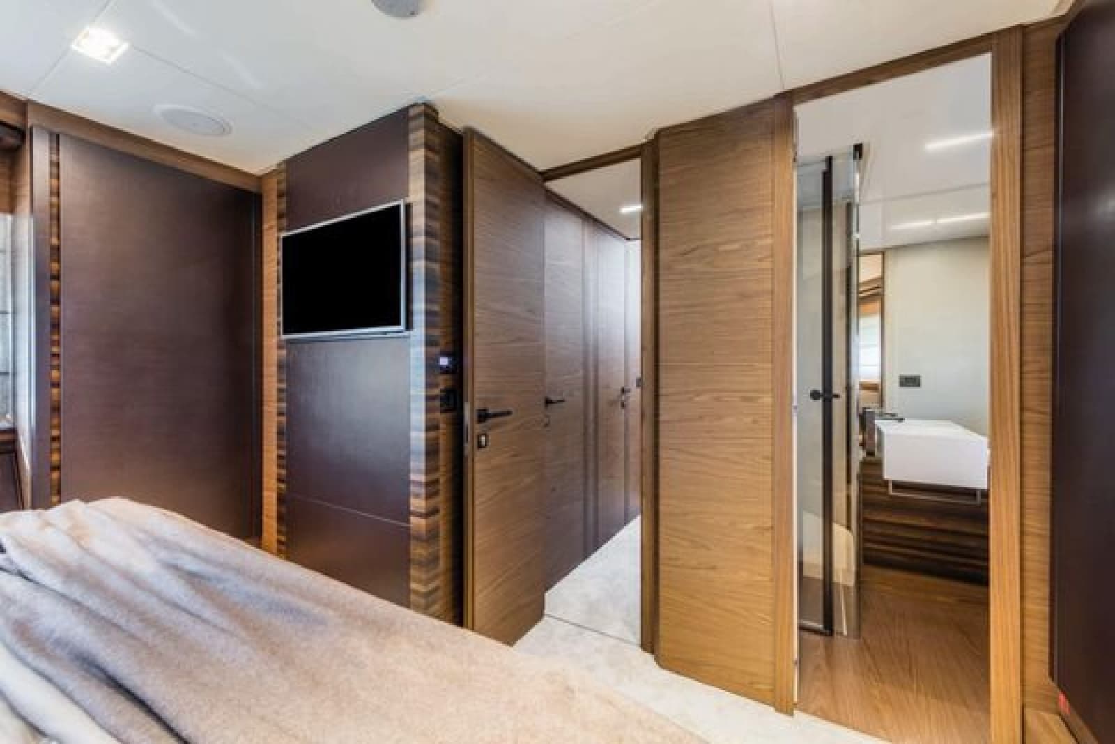 2026 Ferretti Yachts 670 - Photo 20