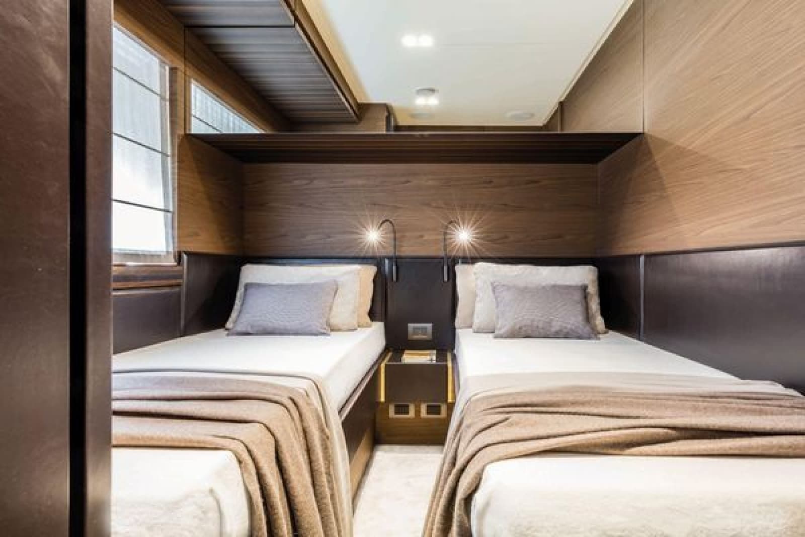 2026 Ferretti Yachts 670 - Photo 28