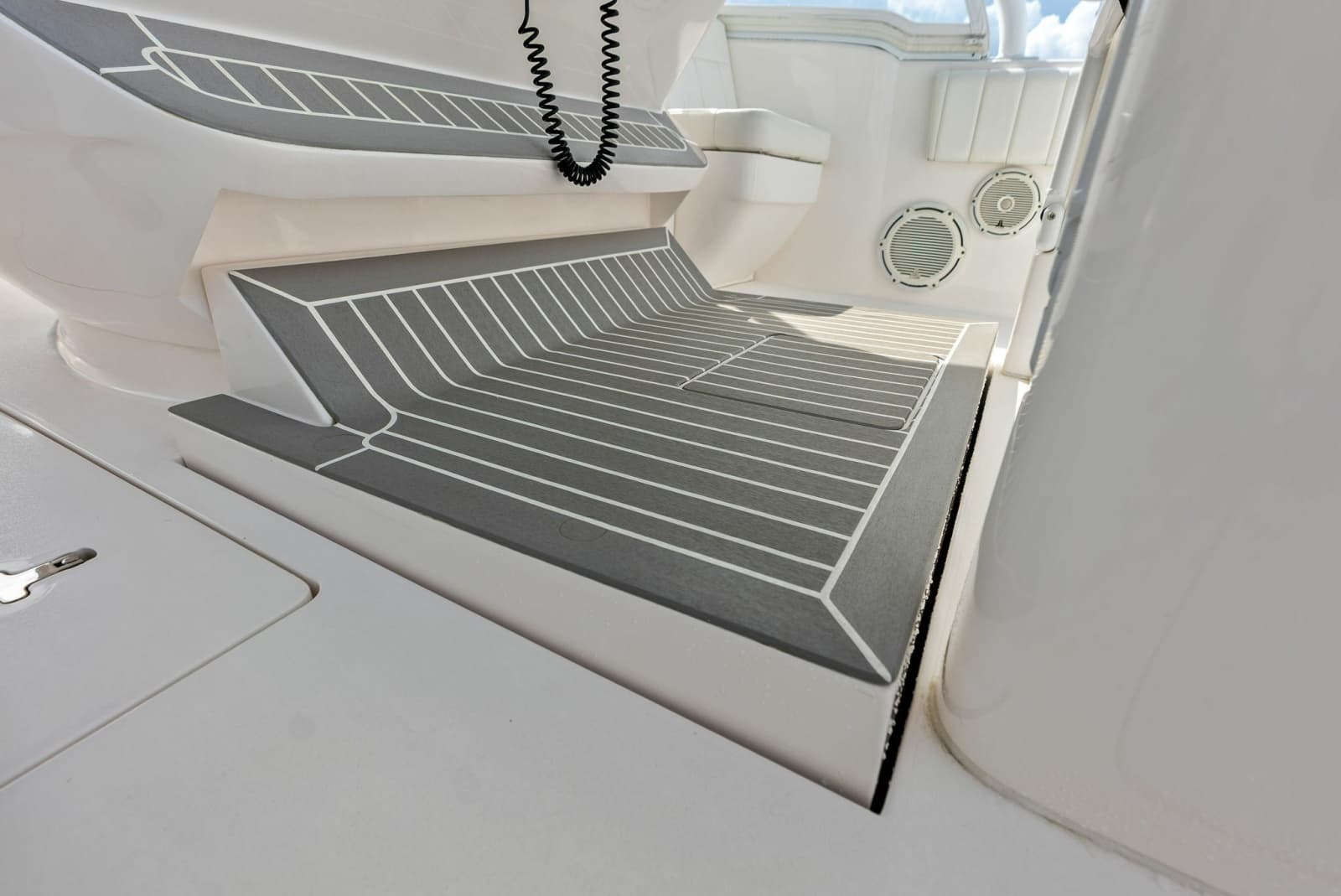 2019 Intrepid  - Photo 46