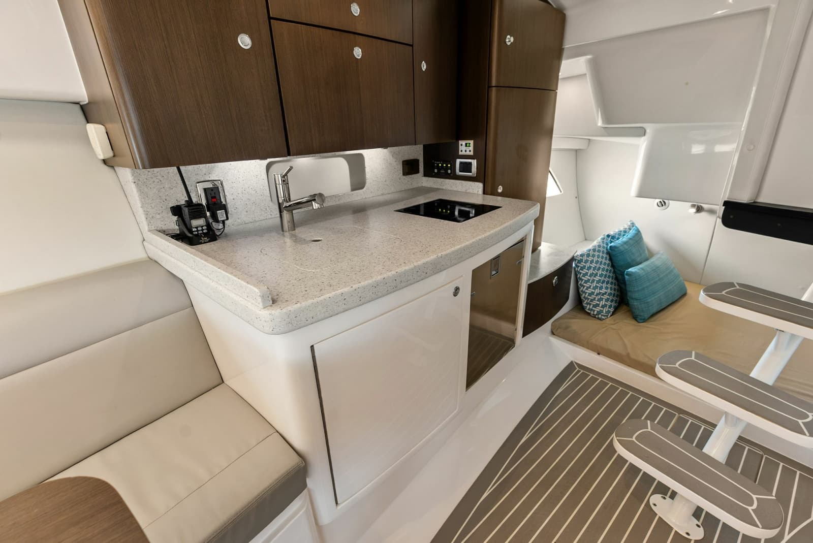 2019 Intrepid  - Photo 59