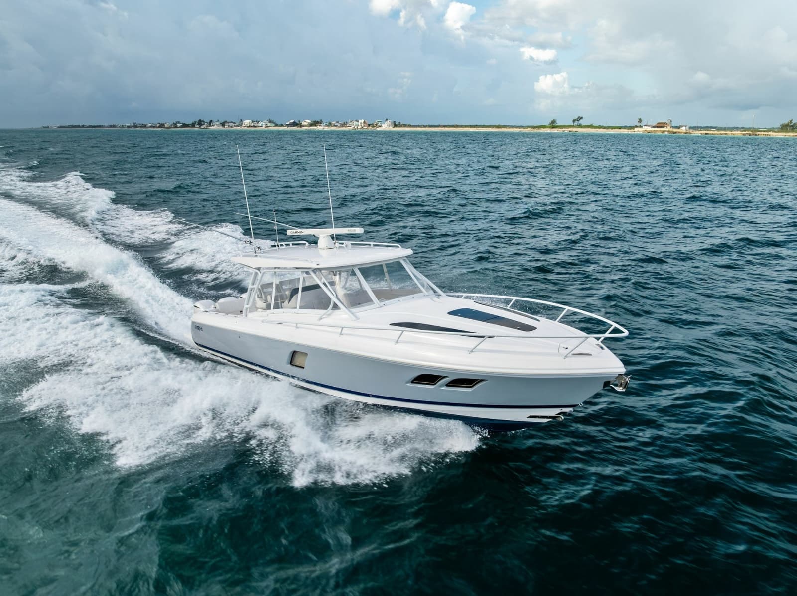 2019 Intrepid  - Photo 2