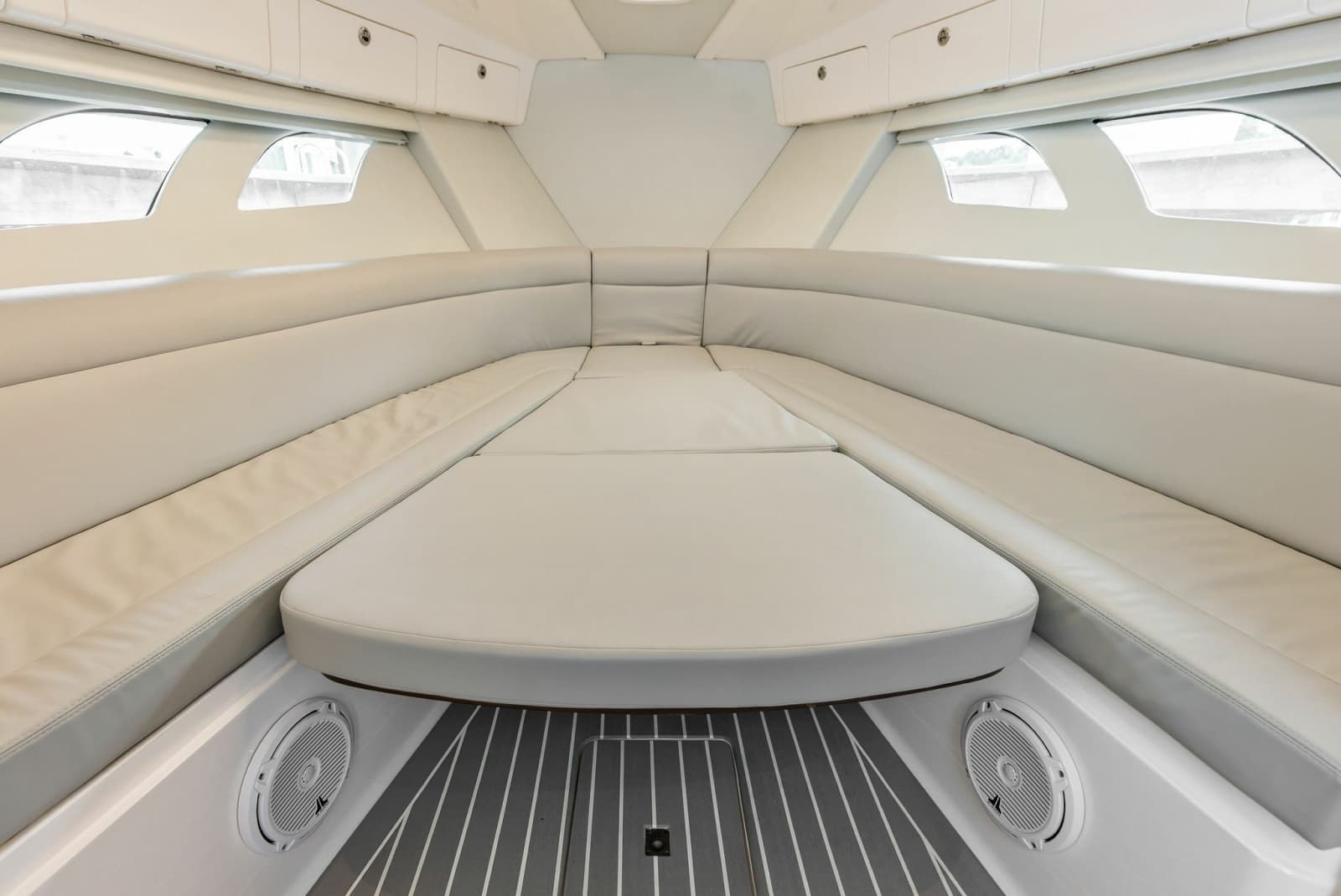2019 Intrepid  - Photo 69