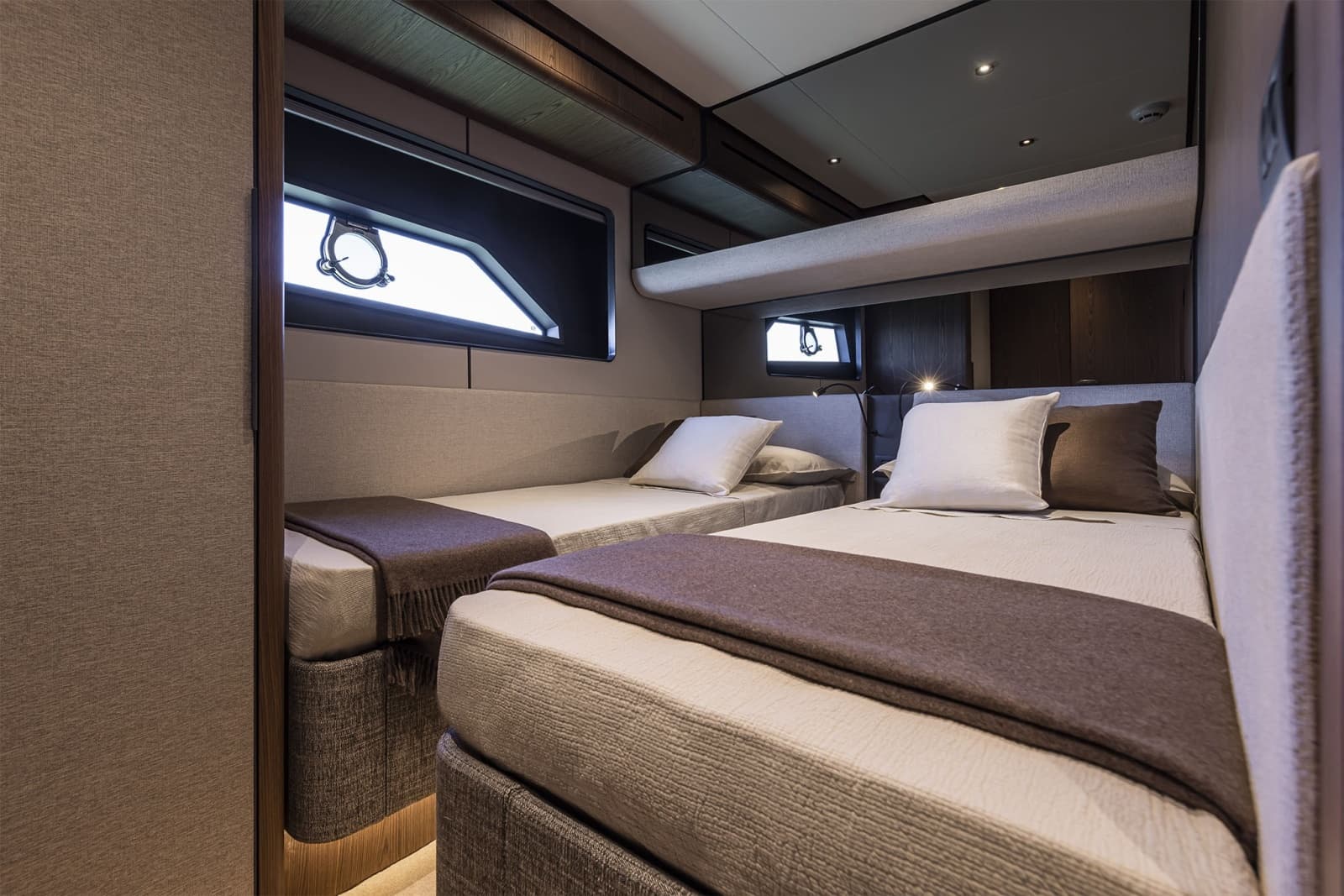 2025 Ferretti Yachts  - Photo 48