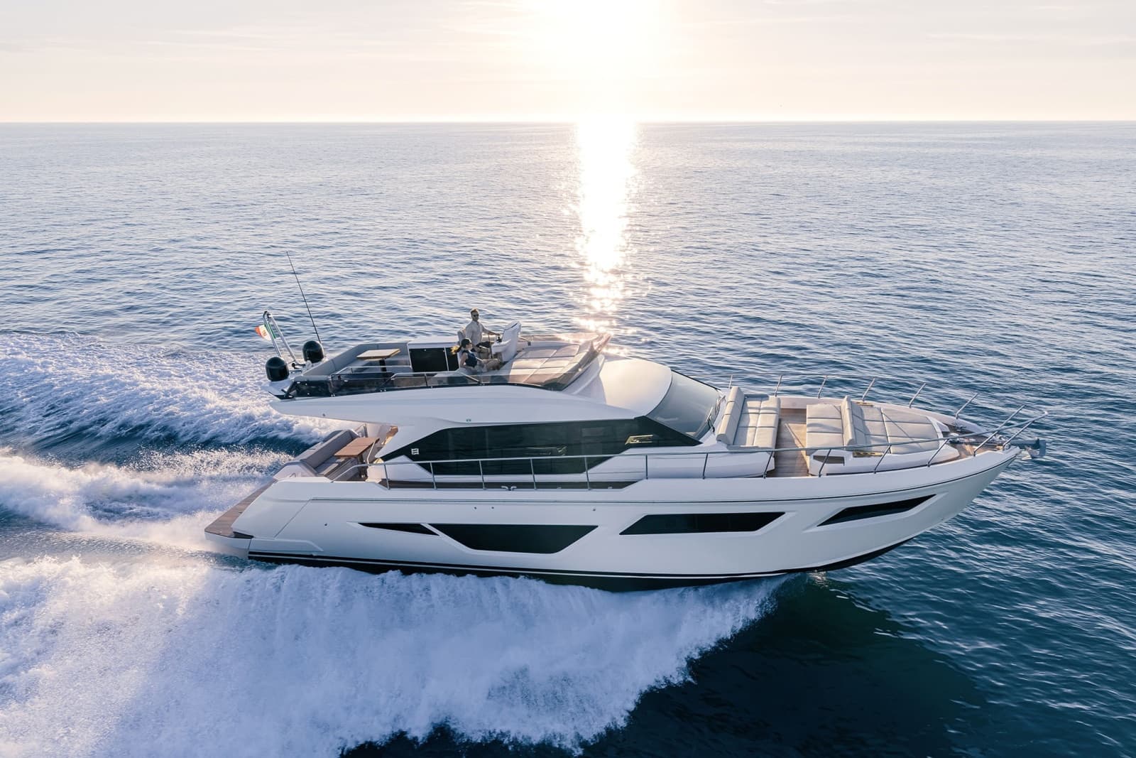 2025 Ferretti Yachts  - Photo 10