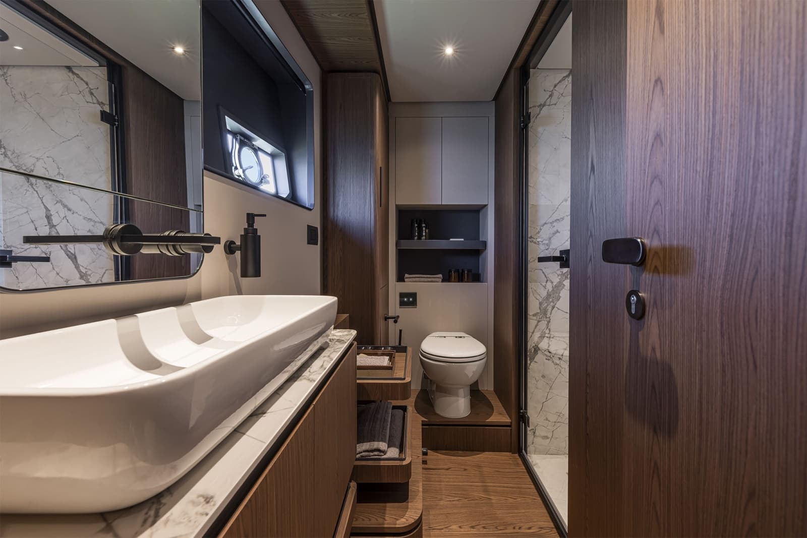 2025 Ferretti Yachts  - Photo 40