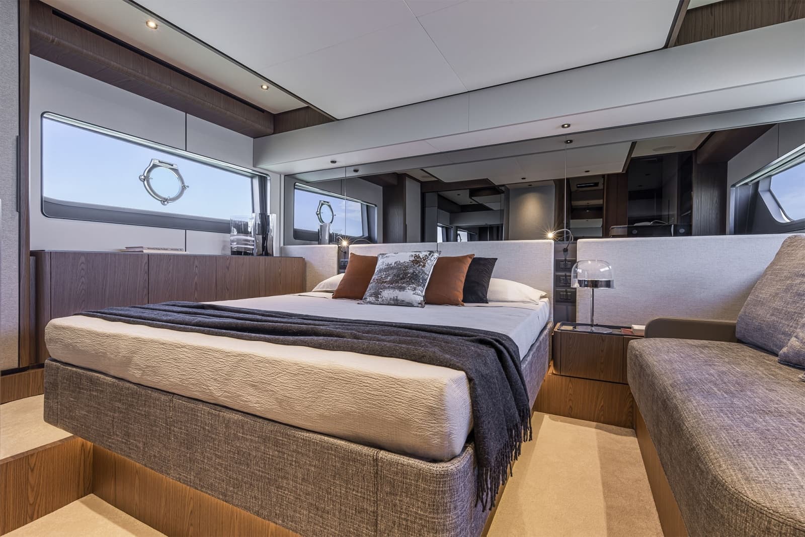 2025 Ferretti Yachts  - Photo 34