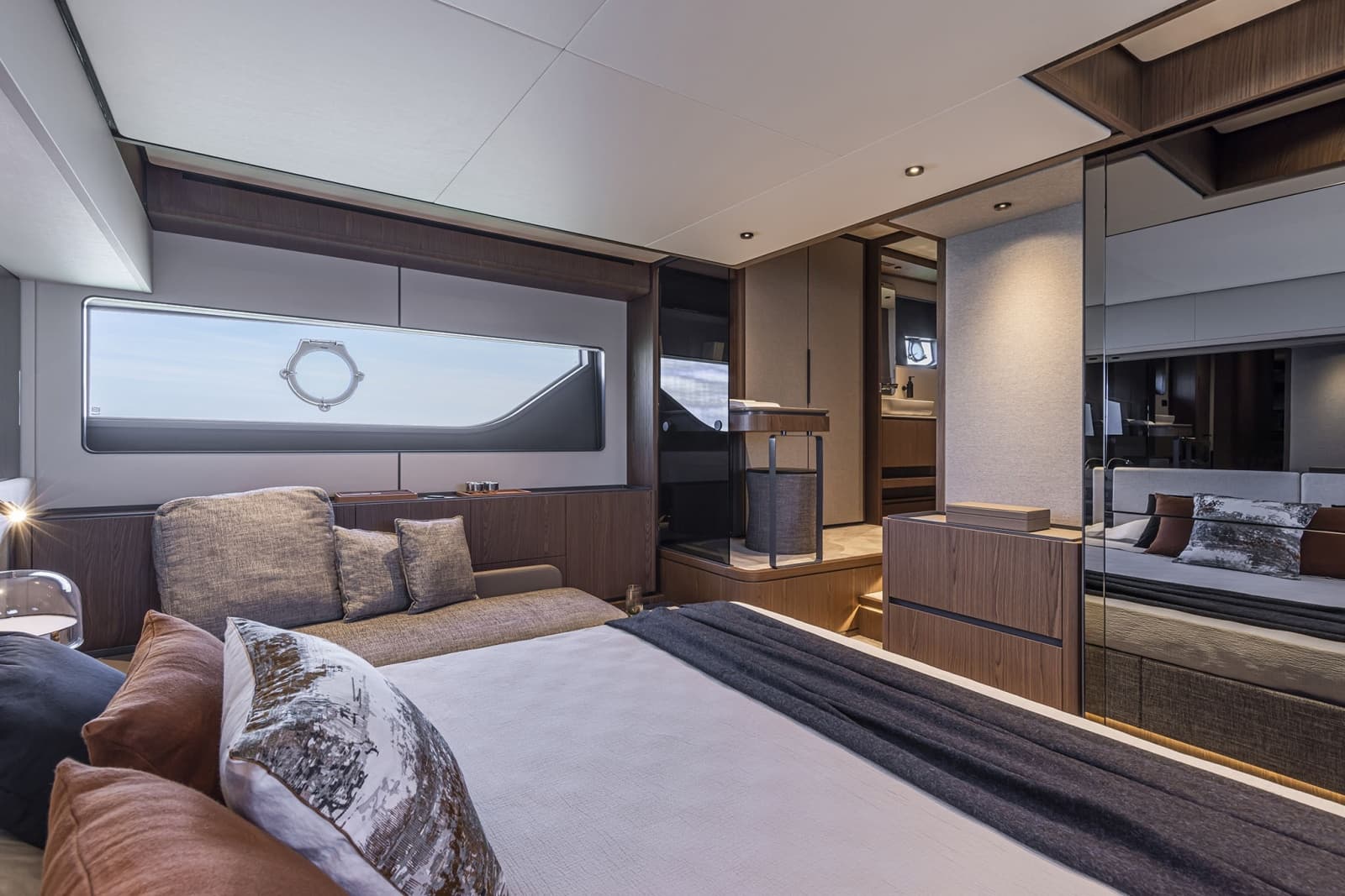 2025 Ferretti Yachts  - Photo 35