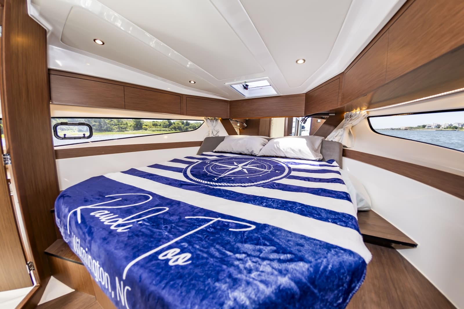 2026 Beneteau Antares 11 Fly - Photo 32