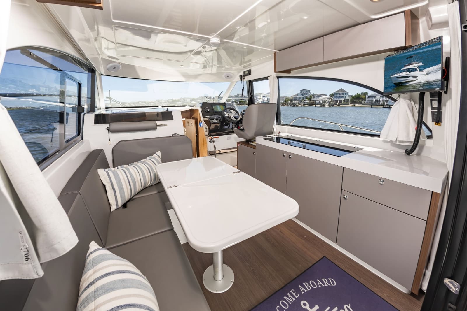 2026 Beneteau Antares 11 Fly - Photo 22