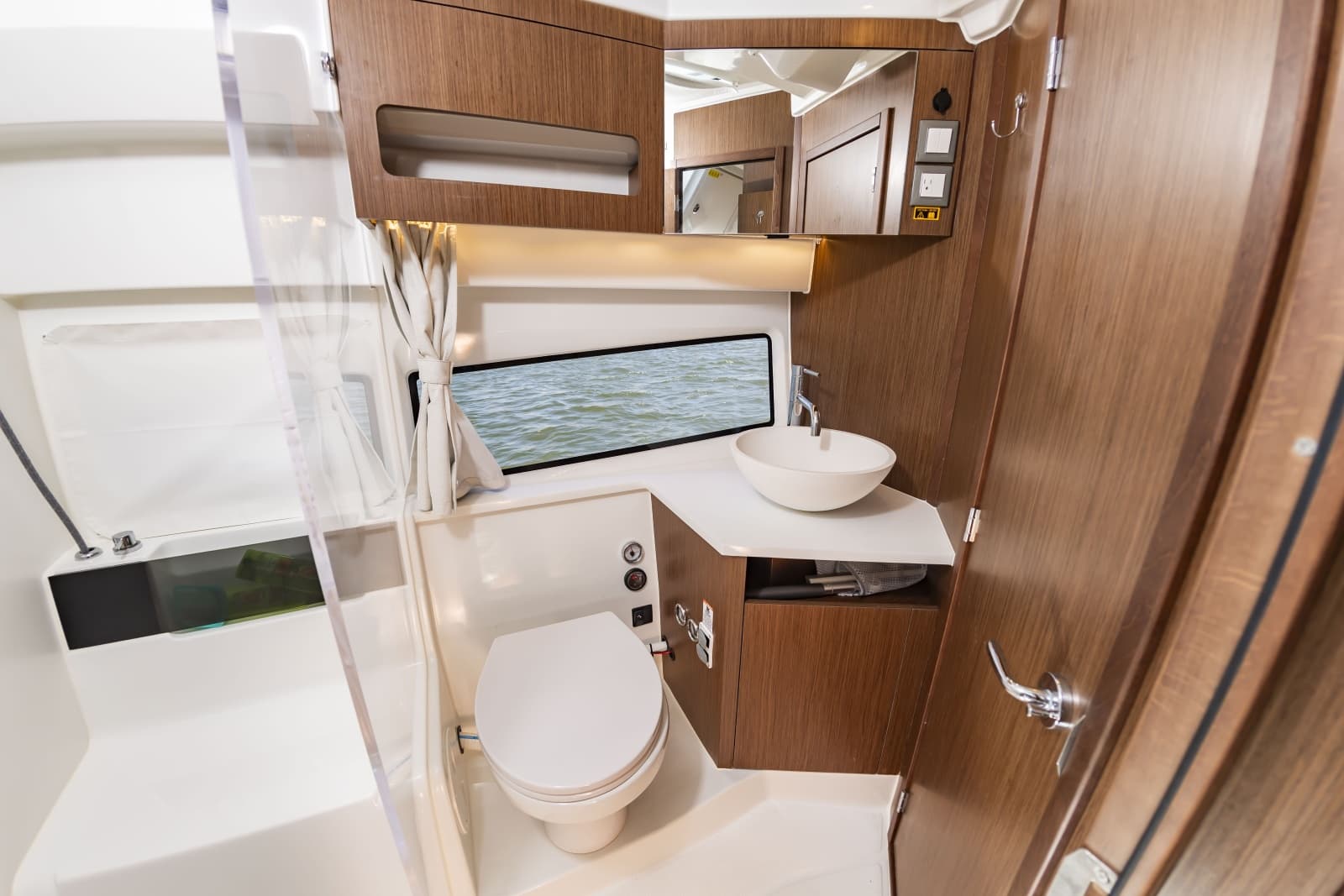 2026 Beneteau Antares 11 Fly - Photo 35