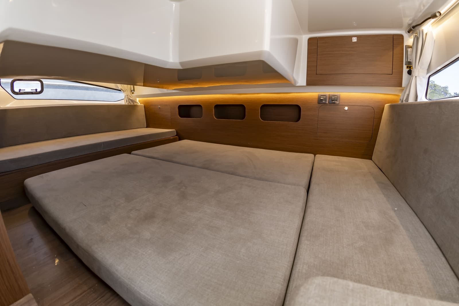 2026 Beneteau Antares 11 Fly - Photo 44