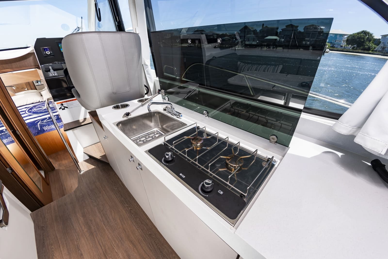 2026 Beneteau Antares 11 Fly - Photo 26