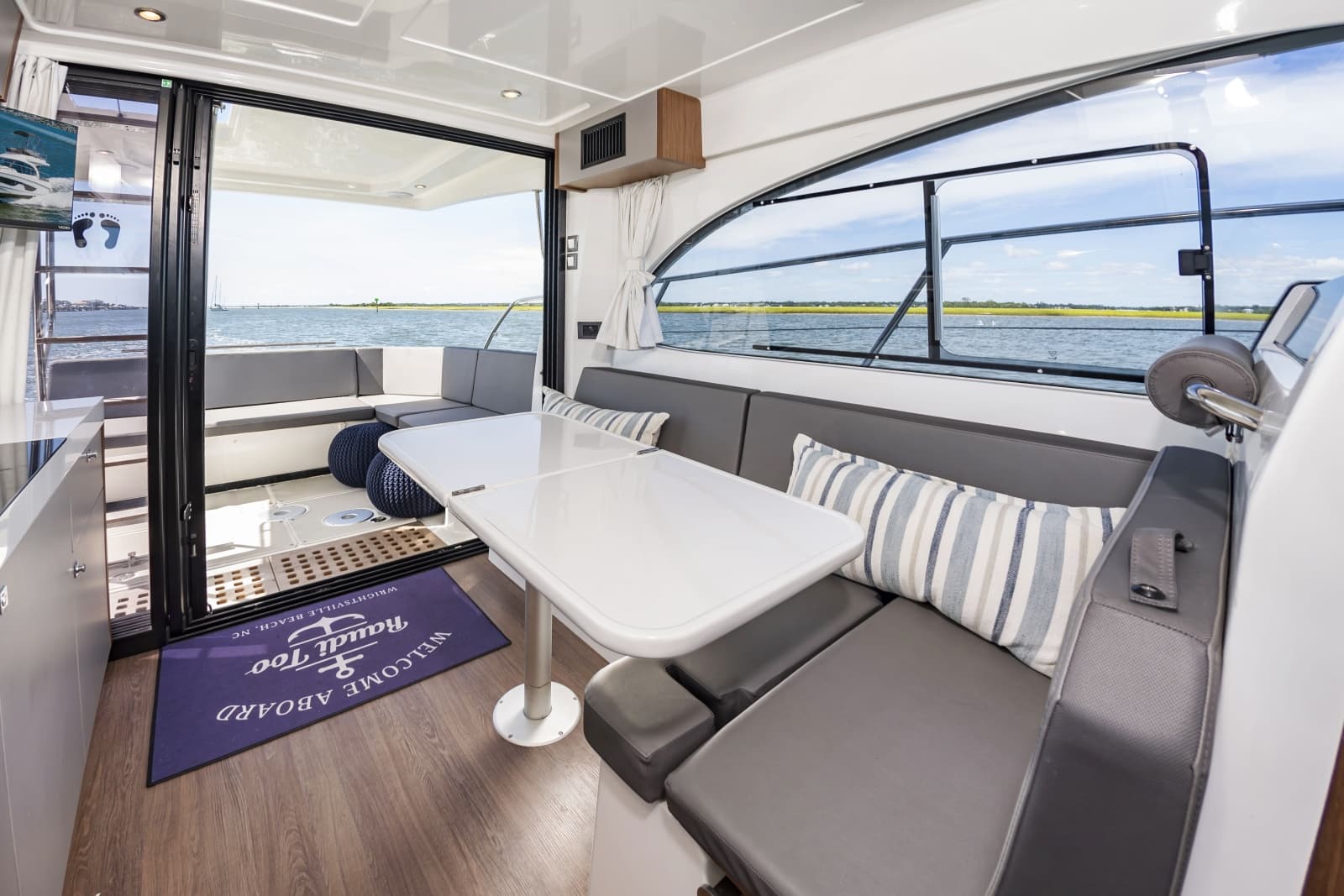 2026 Beneteau Antares 11 Fly - Photo 25