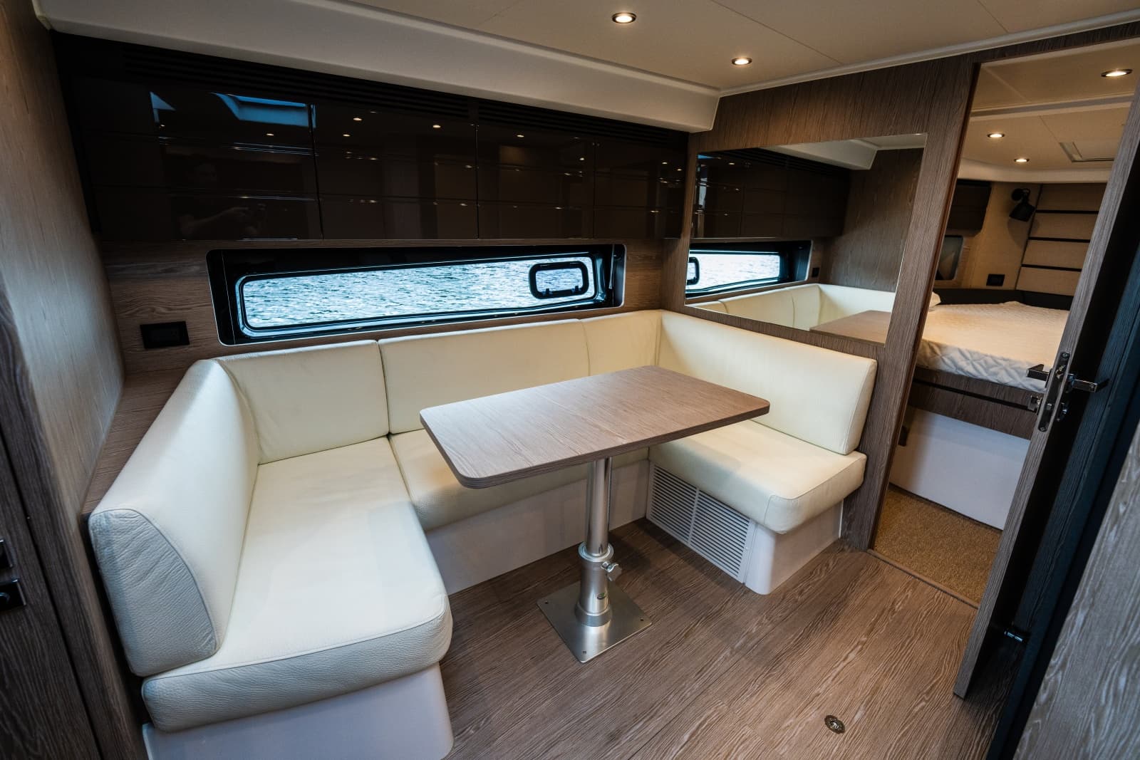 2025 Azimut Atlantis 45 - Photo 21