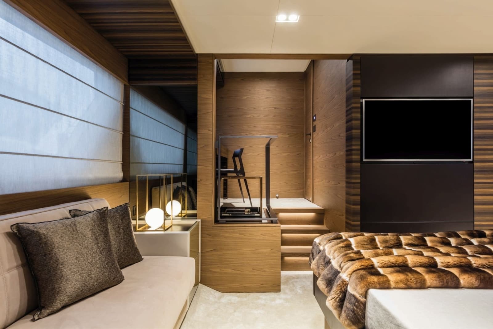 2026 Ferretti Yachts 670 - Photo 23