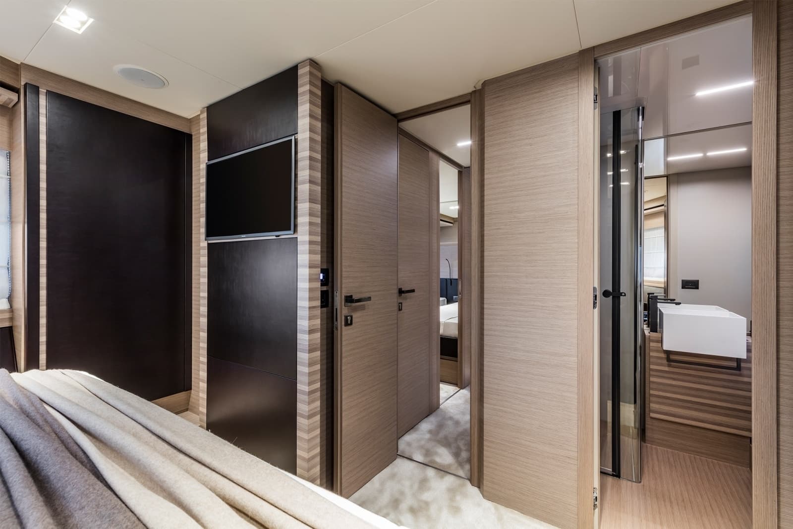 2026 Ferretti Yachts 670 - Photo 20
