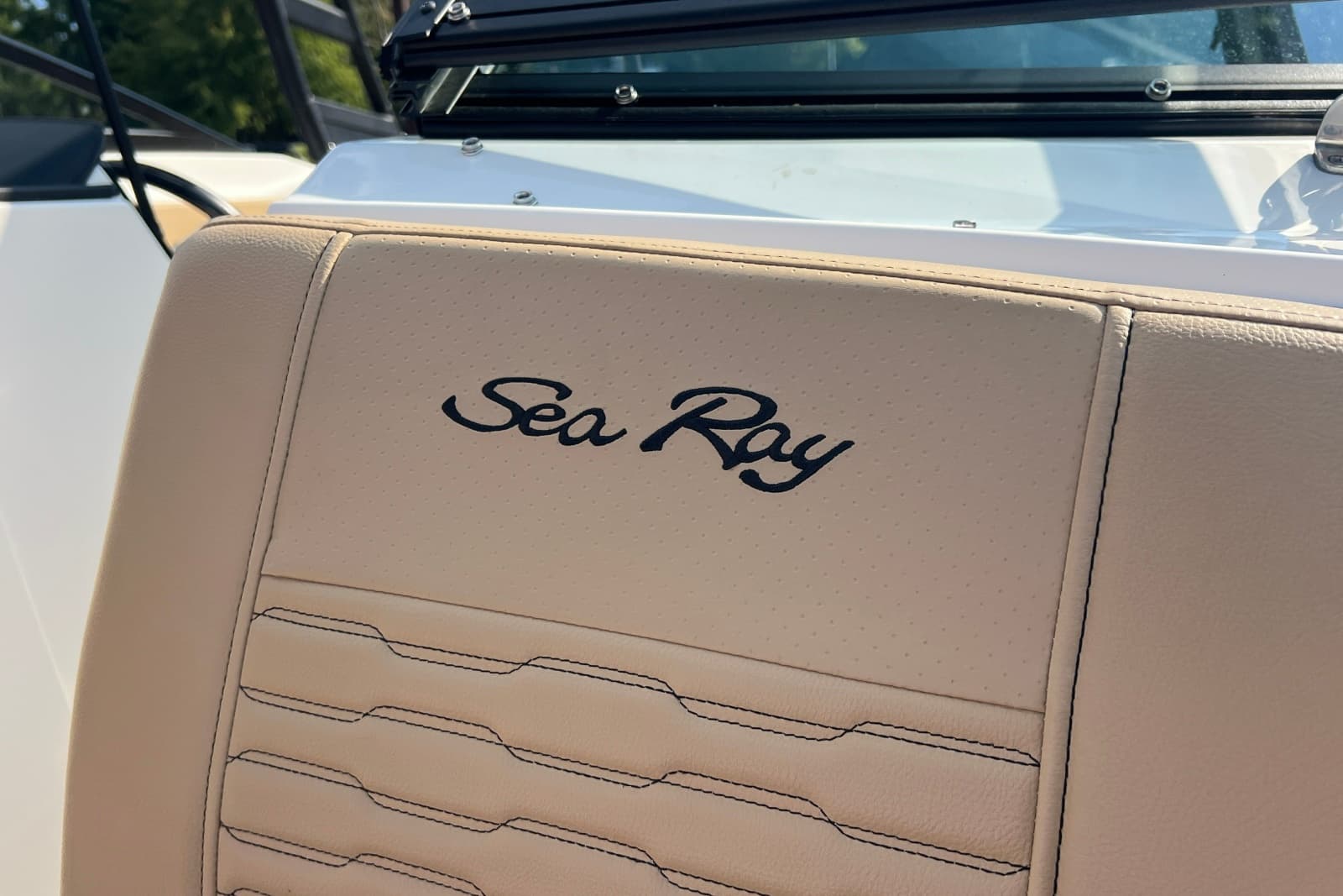 2022 Sea Ray SPX 210 - Photo 26