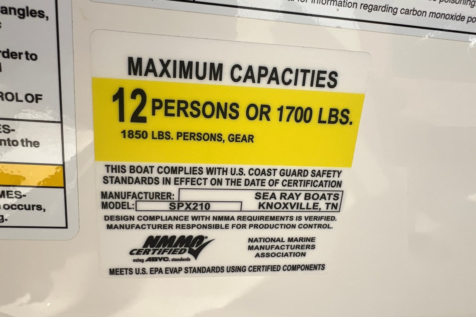 2022 Sea Ray SPX 210 - Photo 37