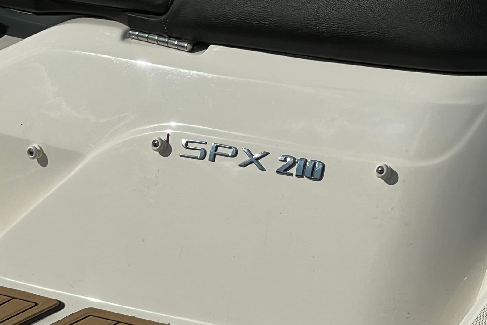 2022 Sea Ray SPX 210 - Photo 35