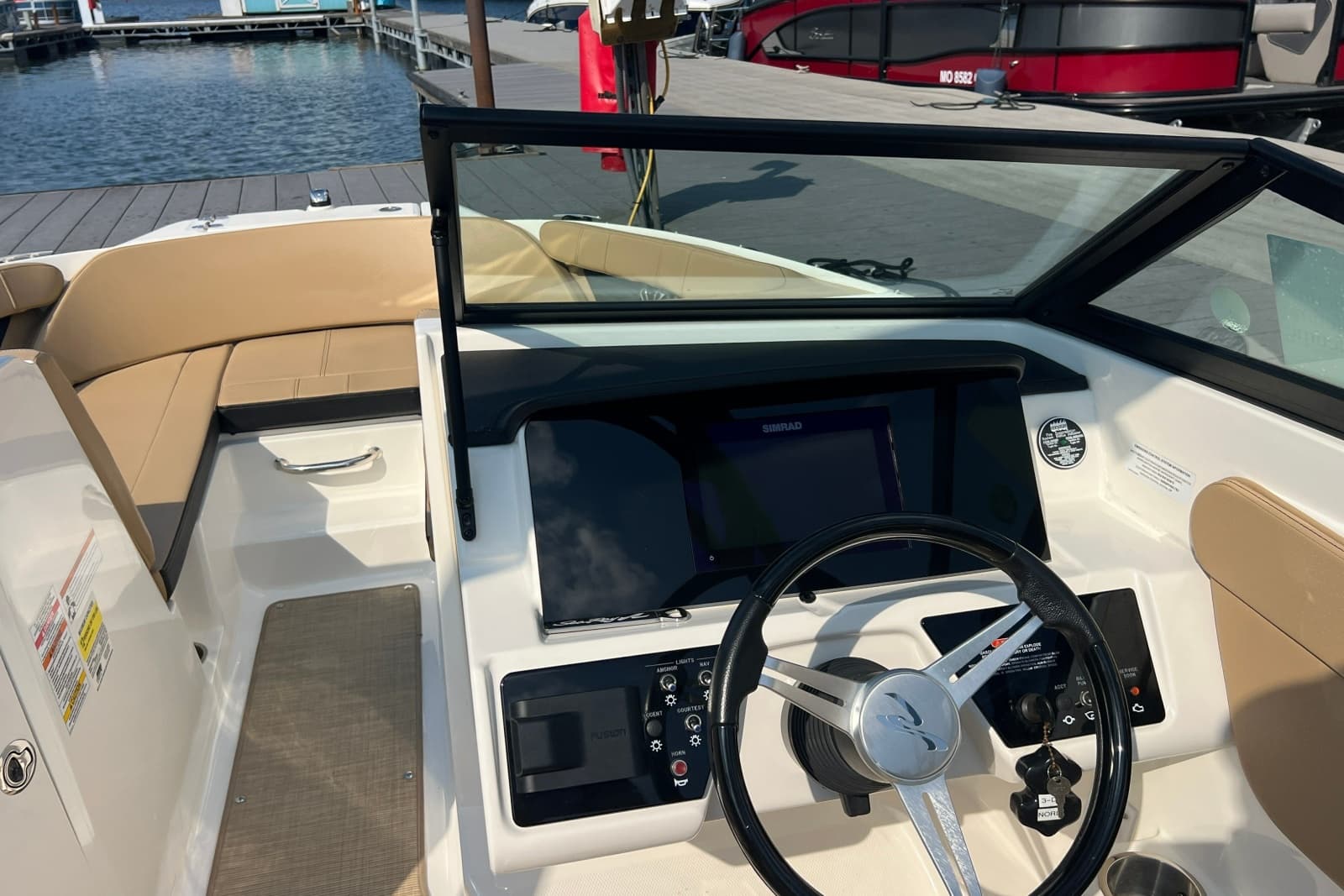 2022 Sea Ray SPX 210 - Photo 27