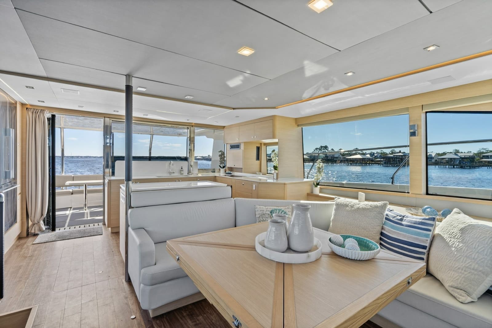 2021 Aquila 54 Yacht - Photo 13