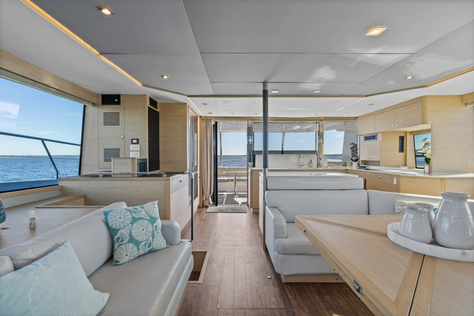 2021 Aquila 54 Yacht - Photo 14