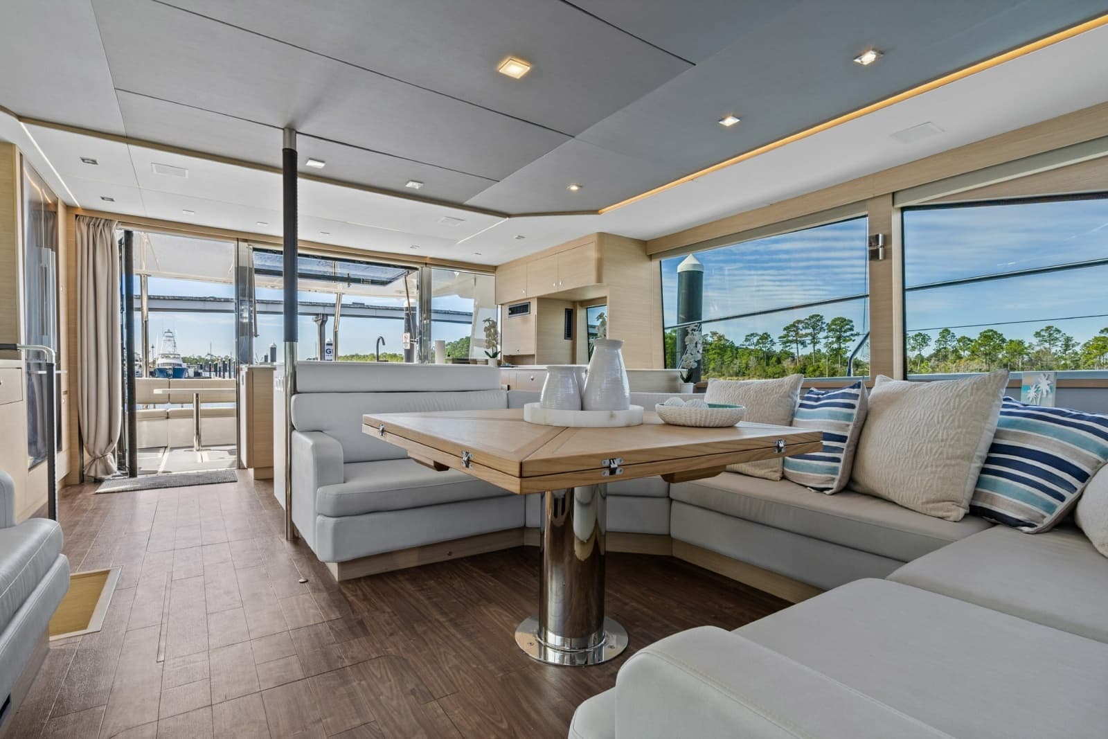 2021 Aquila 54 Yacht - Photo 16