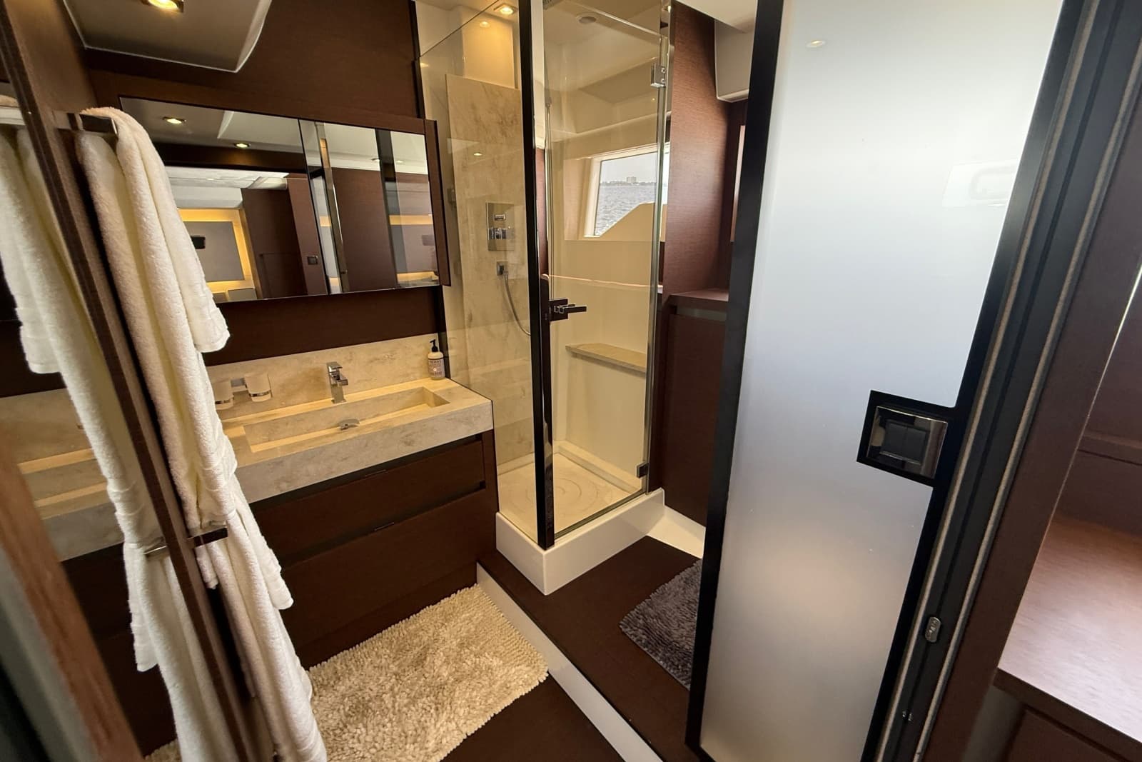 2017 Prestige 630 - Photo 33