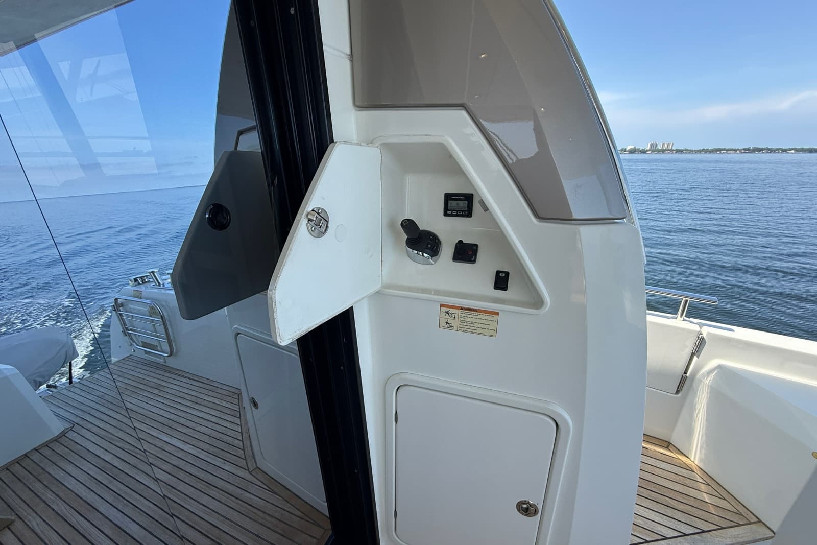 2017 Prestige 630 - Photo 21