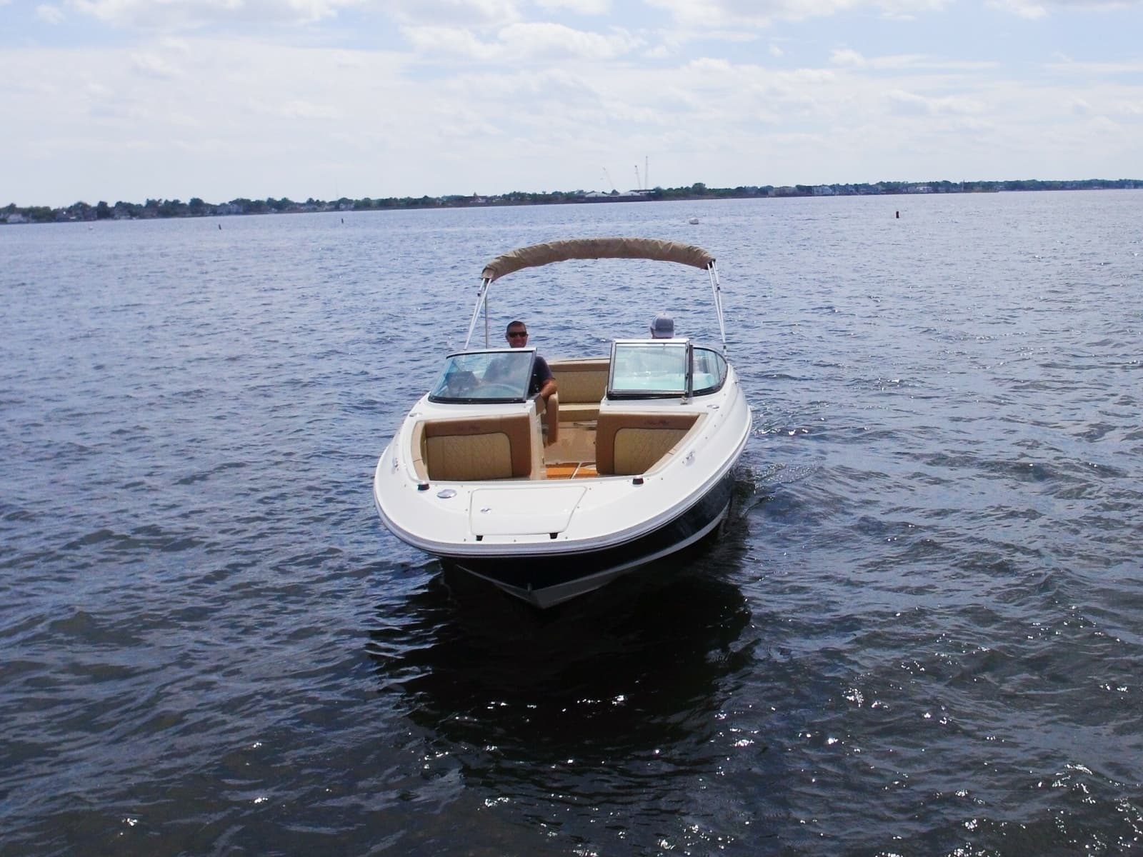 2015 Sea Ray 220 Sundeck - Photo 8