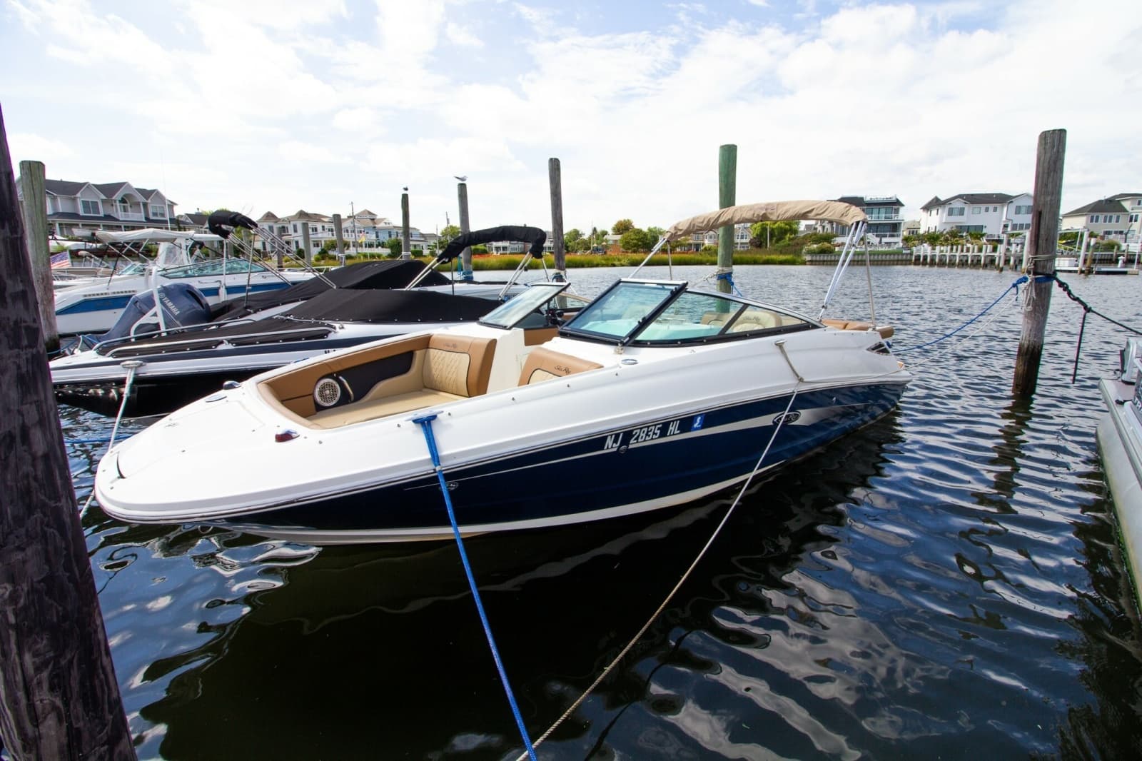 2015 Sea Ray 220 Sundeck - Photo 21