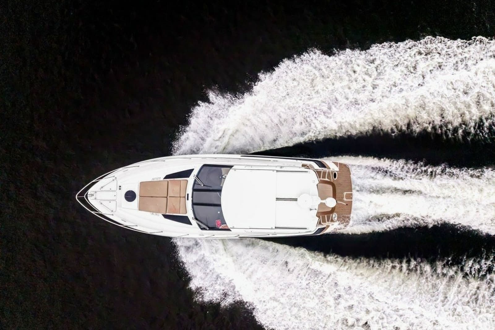 2014 Regal 42 Sport Coupe - Photo 28