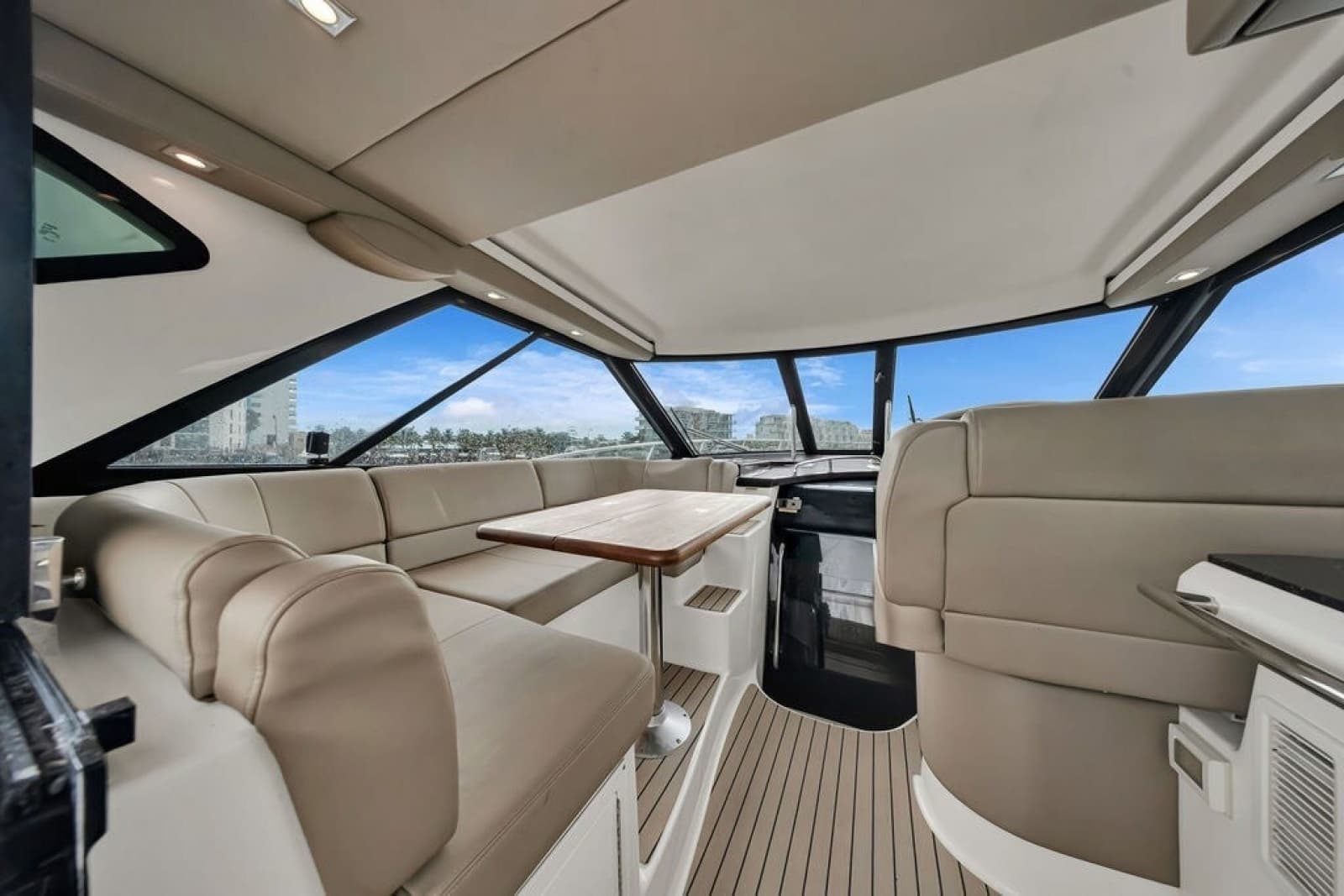 2014 Regal 42 Sport Coupe - Photo 52