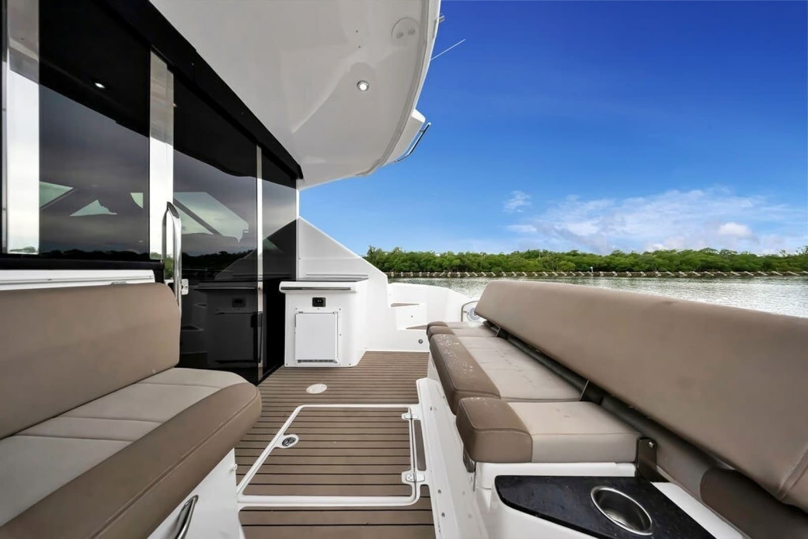 2014 Regal 42 Sport Coupe - Photo 50