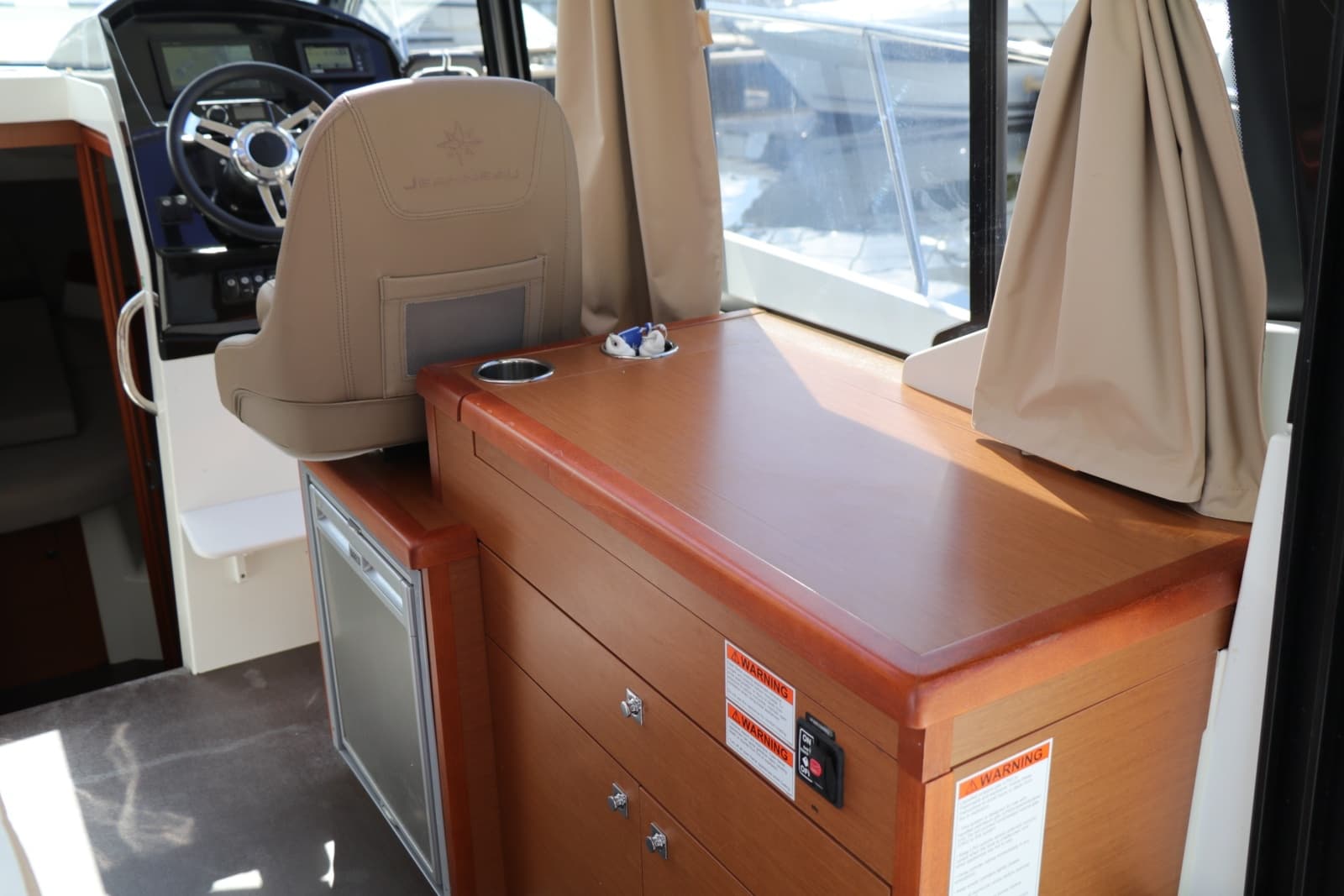2017 Jeanneau NC 895 - Photo 7