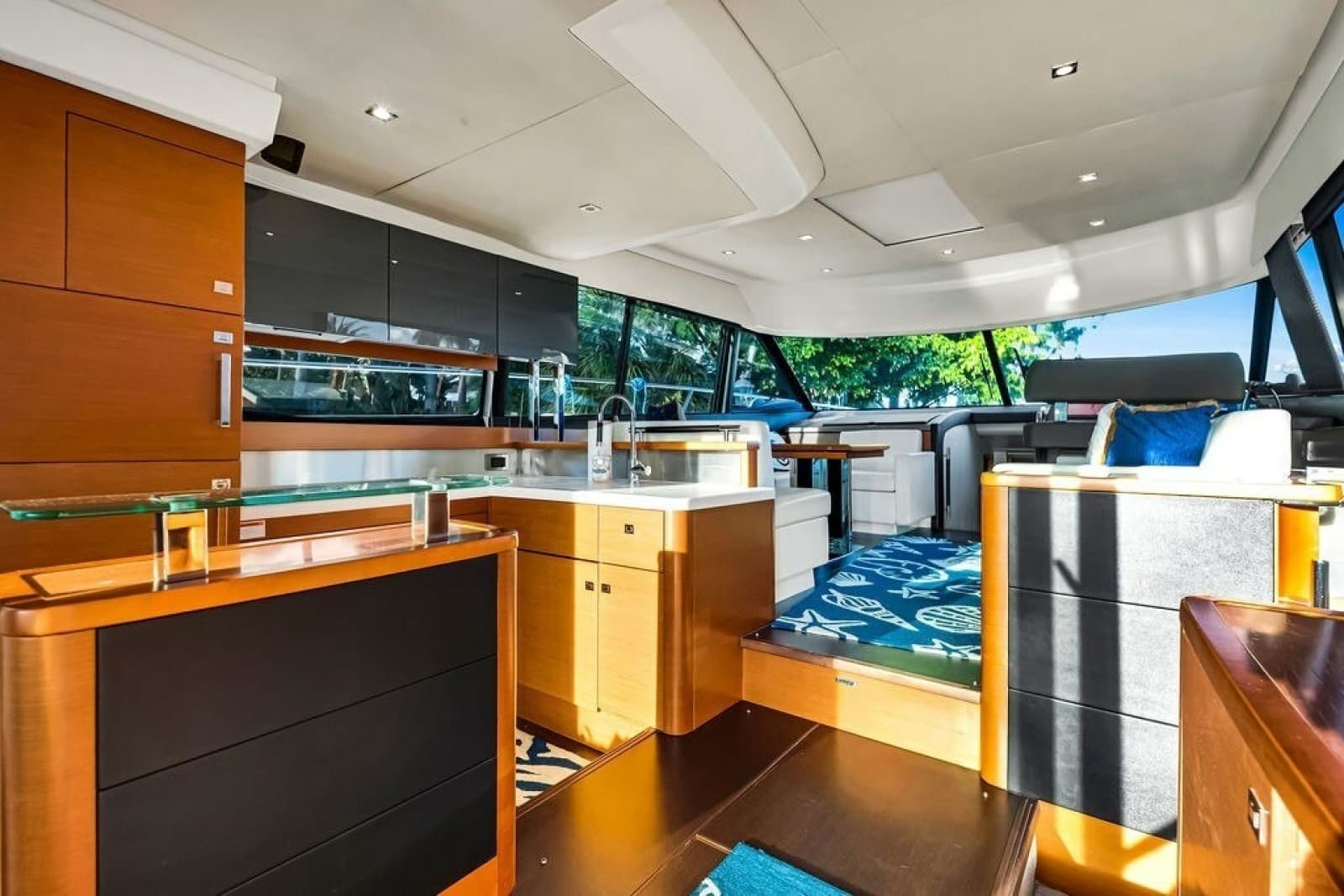 2013 Prestige 550 - Photo 45