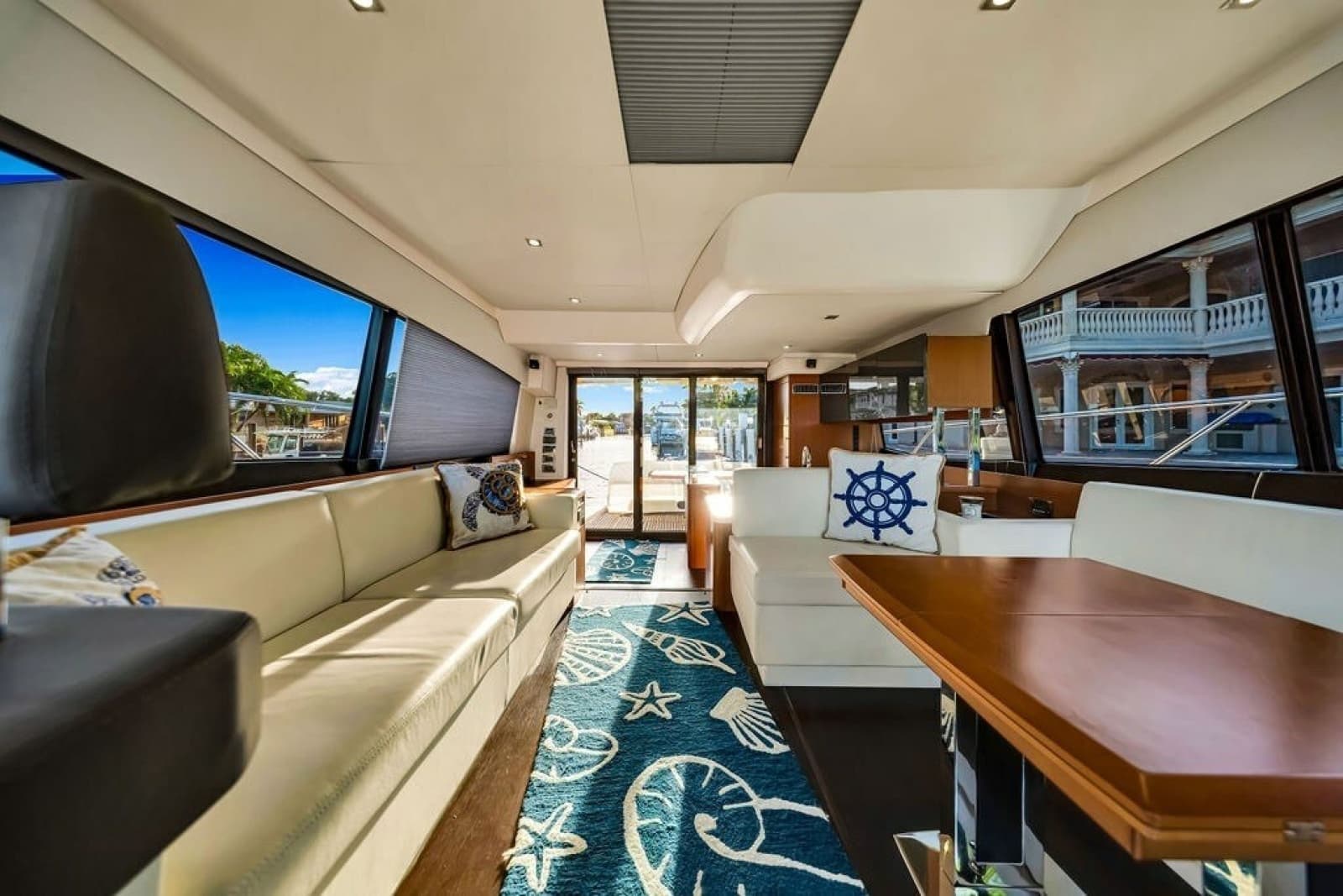 2013 Prestige 550 - Photo 50
