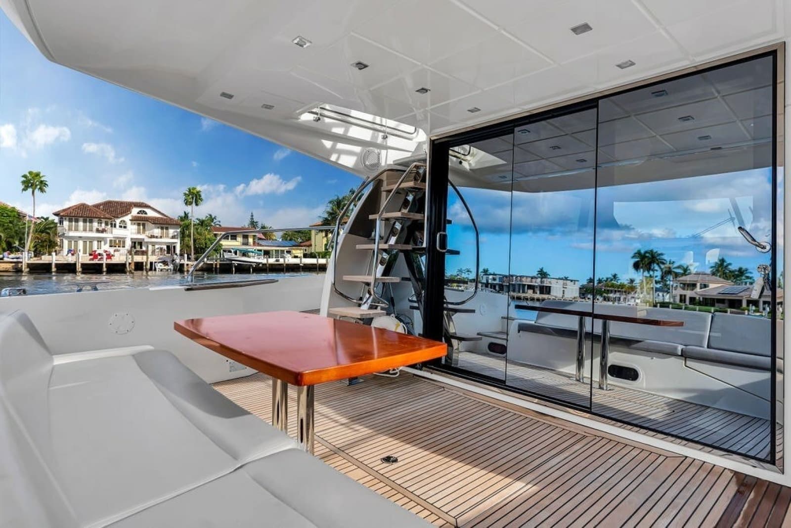 2013 Prestige 550 - Photo 31