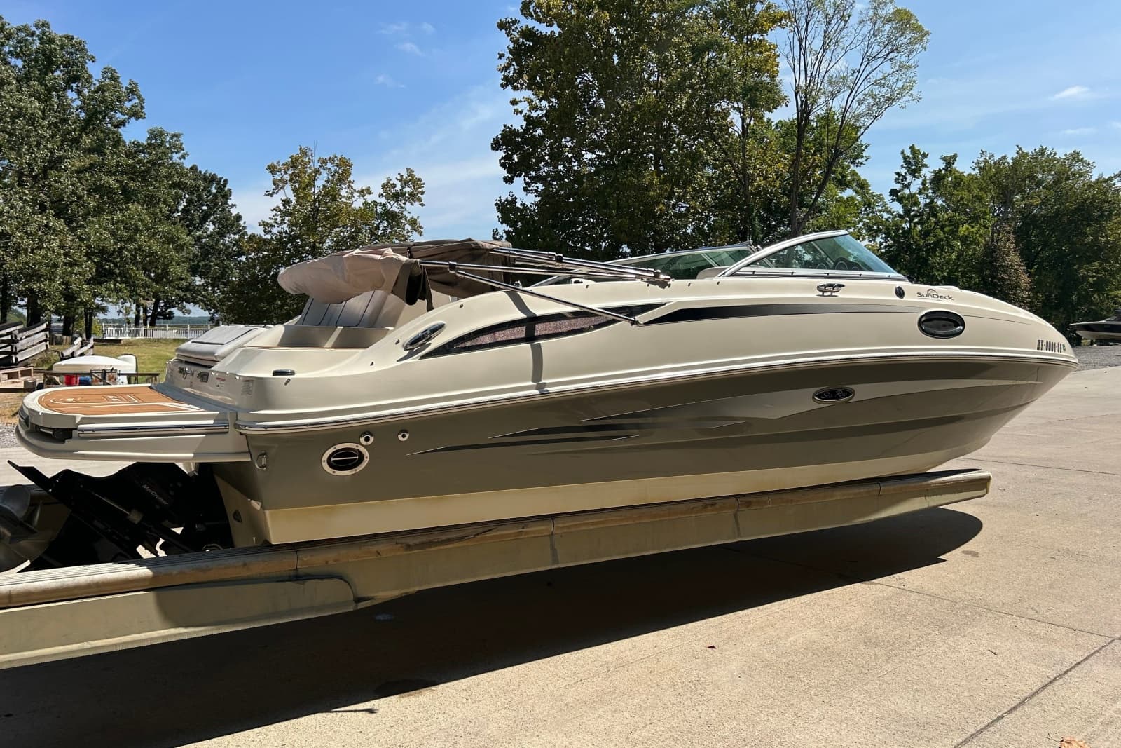 2010 Sea Ray 260 Sundeck - Photo 6