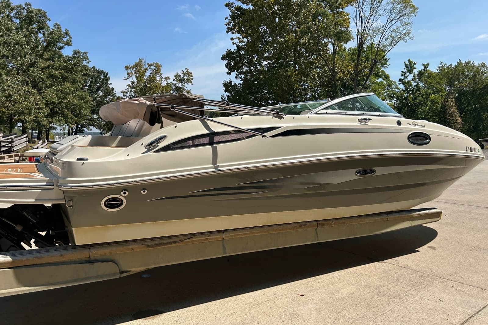 2010 Sea Ray 260 Sundeck - Photo 8