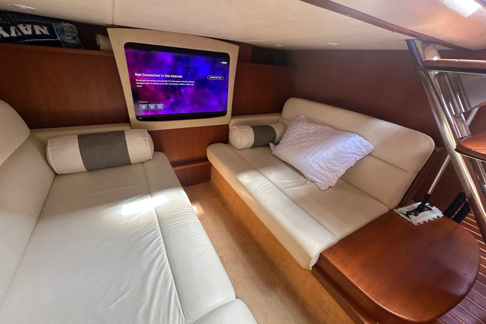 2009 Tiara Yachts 3500 Sovran - Photo 20