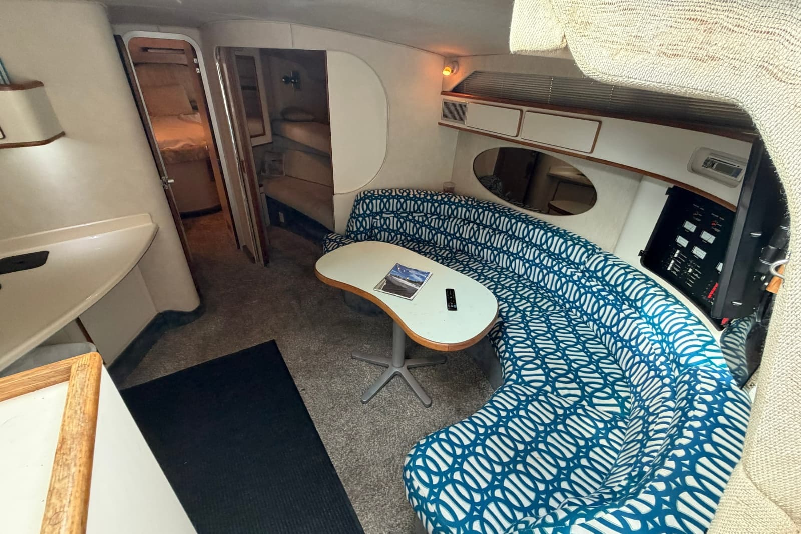 1993 Sea Ray 400 Express Cruiser - Photo 14