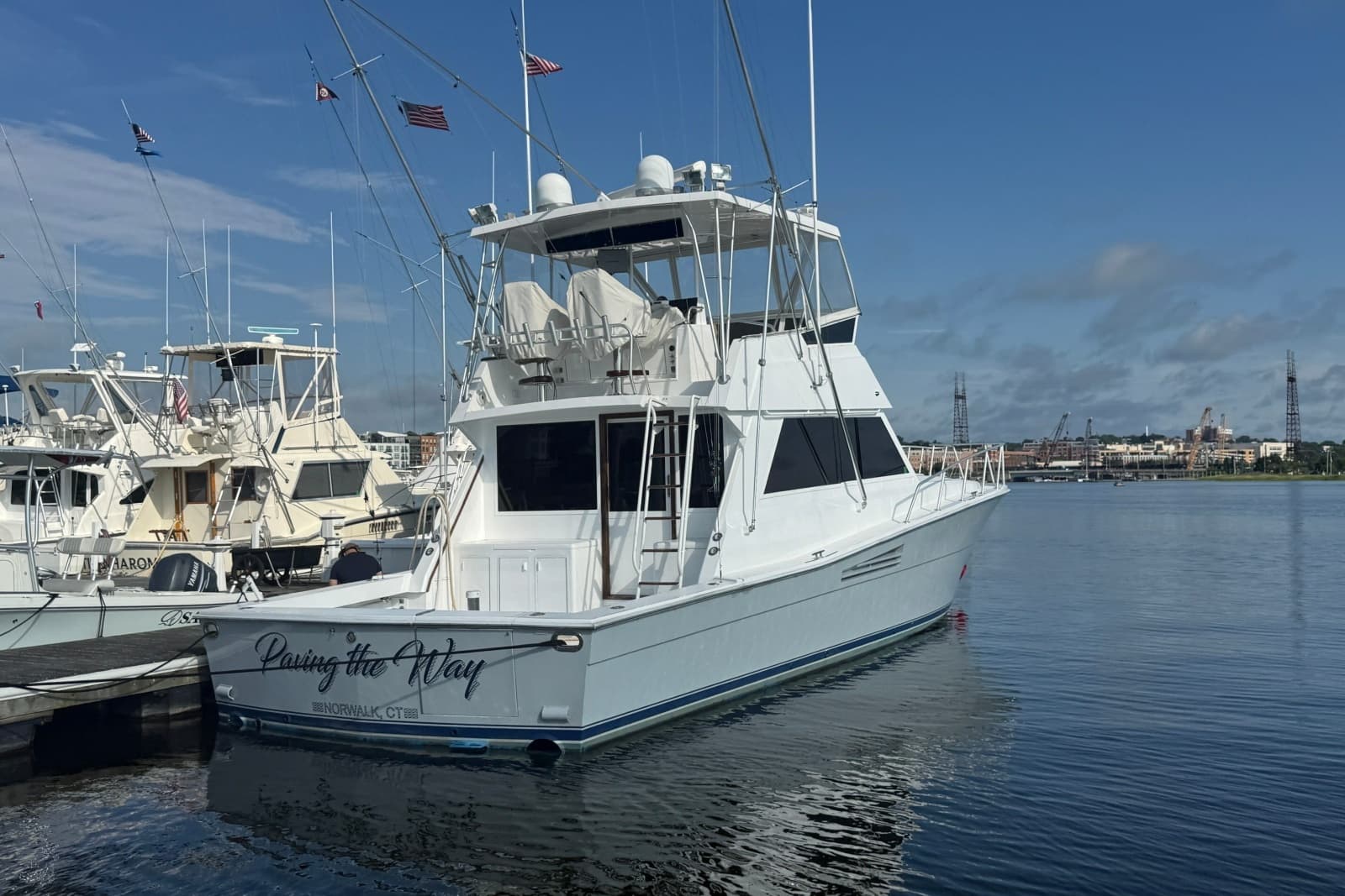 1989 Viking 48 Convertible - Photo 2