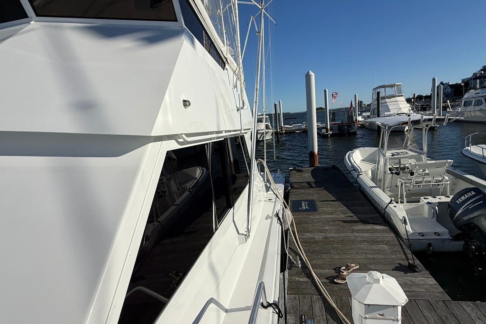 1989 Viking 48 Convertible - Photo 9