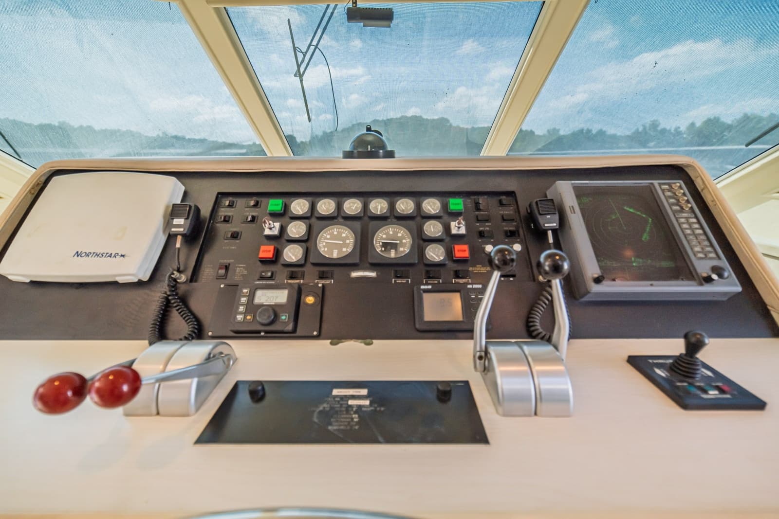 1988 Hatteras 70 Cockpit Motor Yacht - Photo 49
