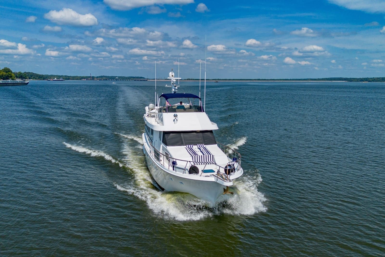 1988 Hatteras 70 Cockpit Motor Yacht - Photo 4