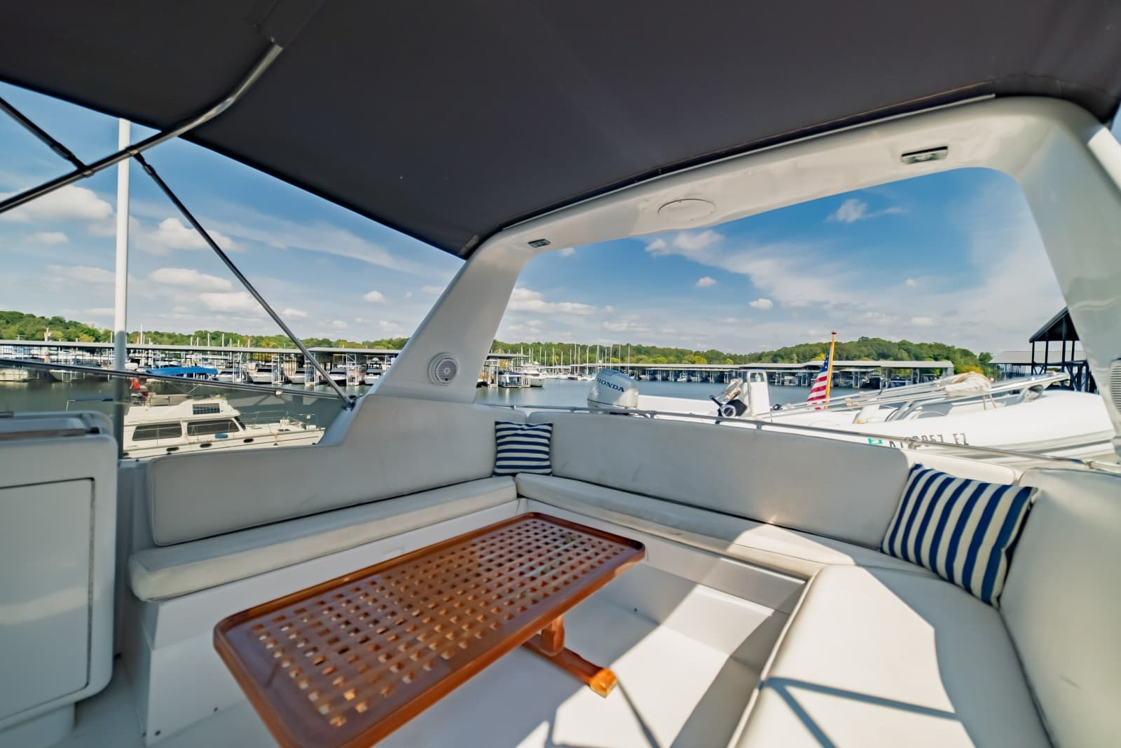 1988 Hatteras 70 Cockpit Motor Yacht - Photo 34