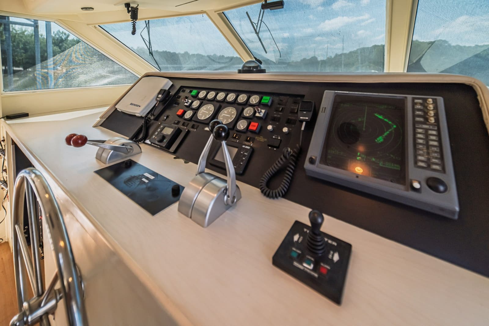 1988 Hatteras 70 Cockpit Motor Yacht - Photo 48