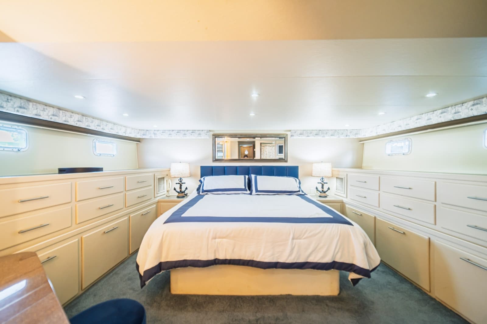 1988 Hatteras 70 Cockpit Motor Yacht - Photo 56